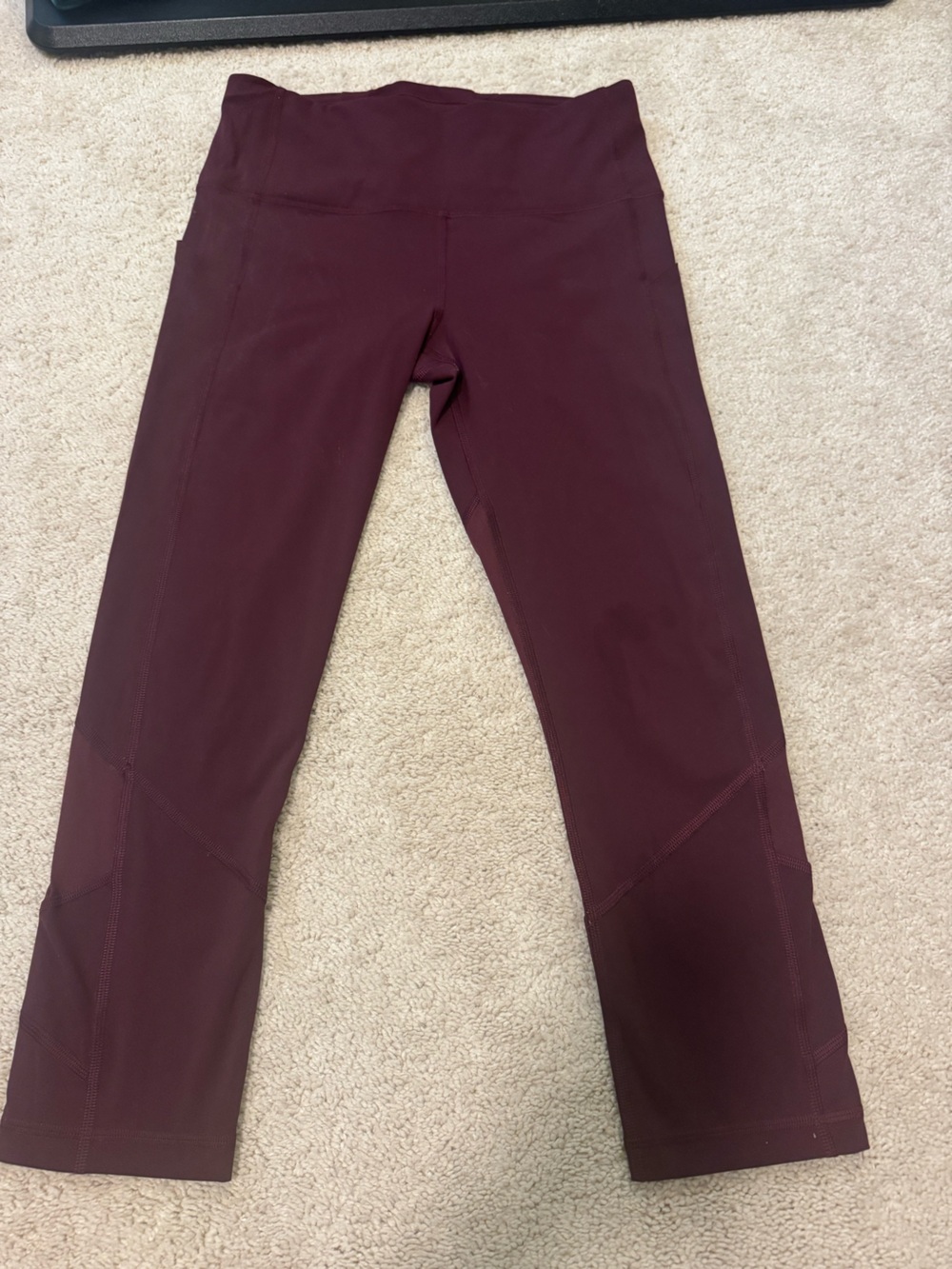 Lululemon Fast and Free Tight Leggings Size 6 Burgundy w/ Pockets